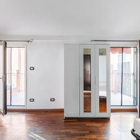 Malcontenti Con Terrazzo By Wonderful Italy Bologna