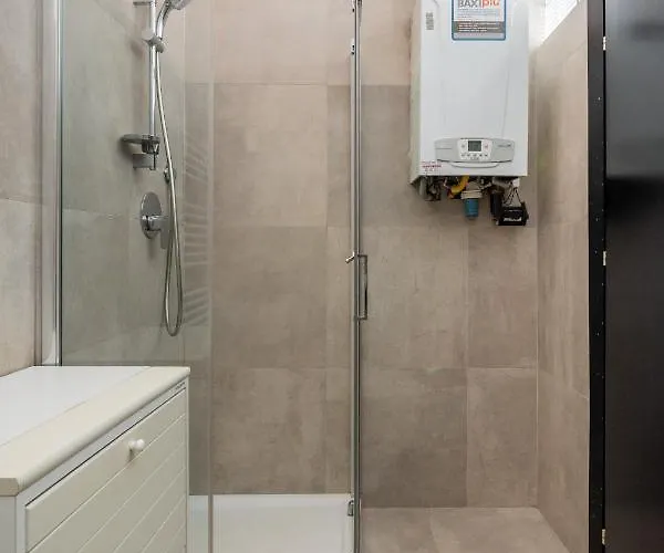 Malcontenti Con Terrazzo By Wonderful Italy Apartman