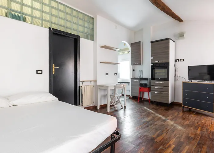 Malcontenti Con Terrazzo By Wonderful Italy