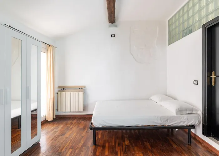 Malcontenti Con Terrazzo By Wonderful Italy شقة بولونيا