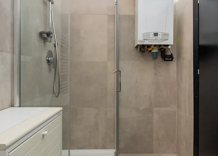 Malcontenti Con Terrazzo By Wonderful Italy بولونيا