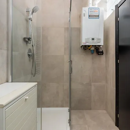 Malcontenti Con Terrazzo By Wonderful Ltaly Bologna