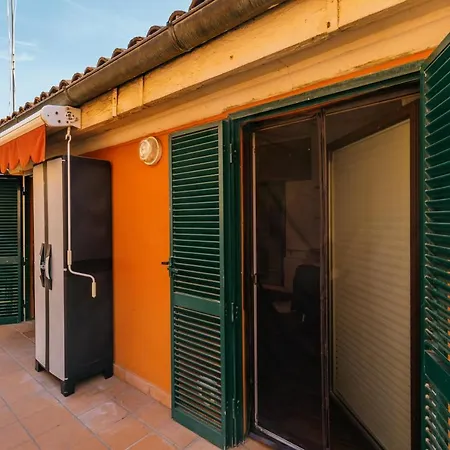 Daire Malcontenti Con Terrazzo By Wonderful Ltaly *